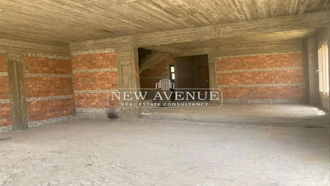 Luxury Villa for Sale Near a Main Landmark