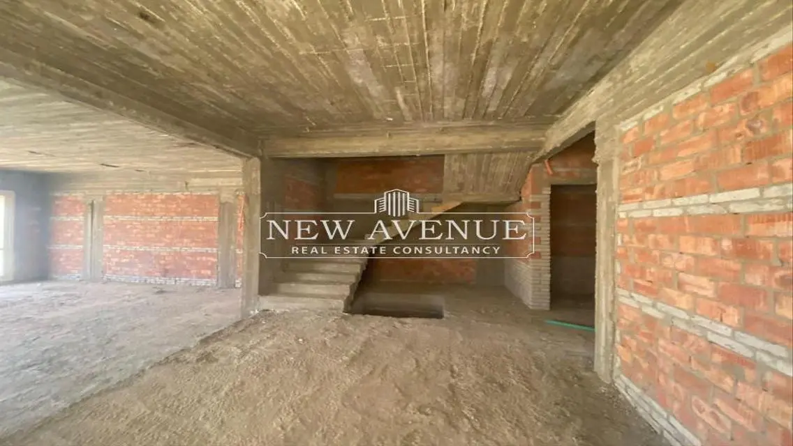 Luxury Villa for Sale Near a Main Landmark
