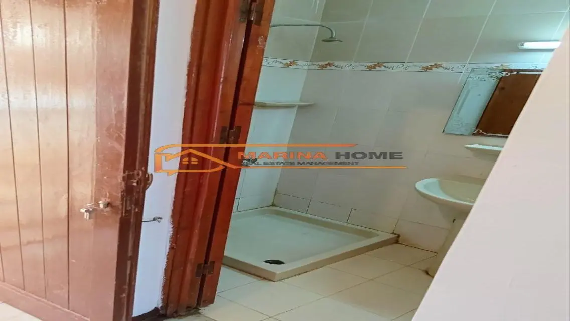 Ground Floor Apartment for Sale in Marina 2 Next to the Lake