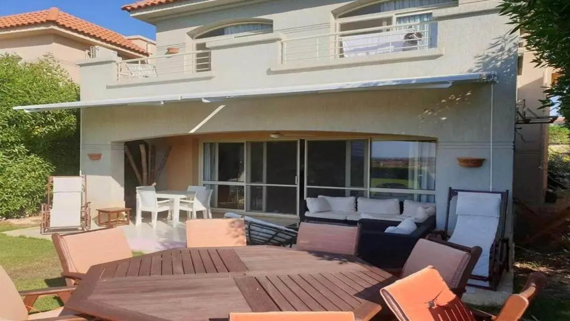 Luxury 150 sqm Apartment in Lavista Bay East
