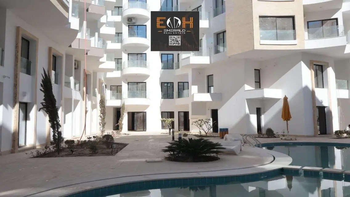 Luxury Apartment with Balcony and Shared Pool