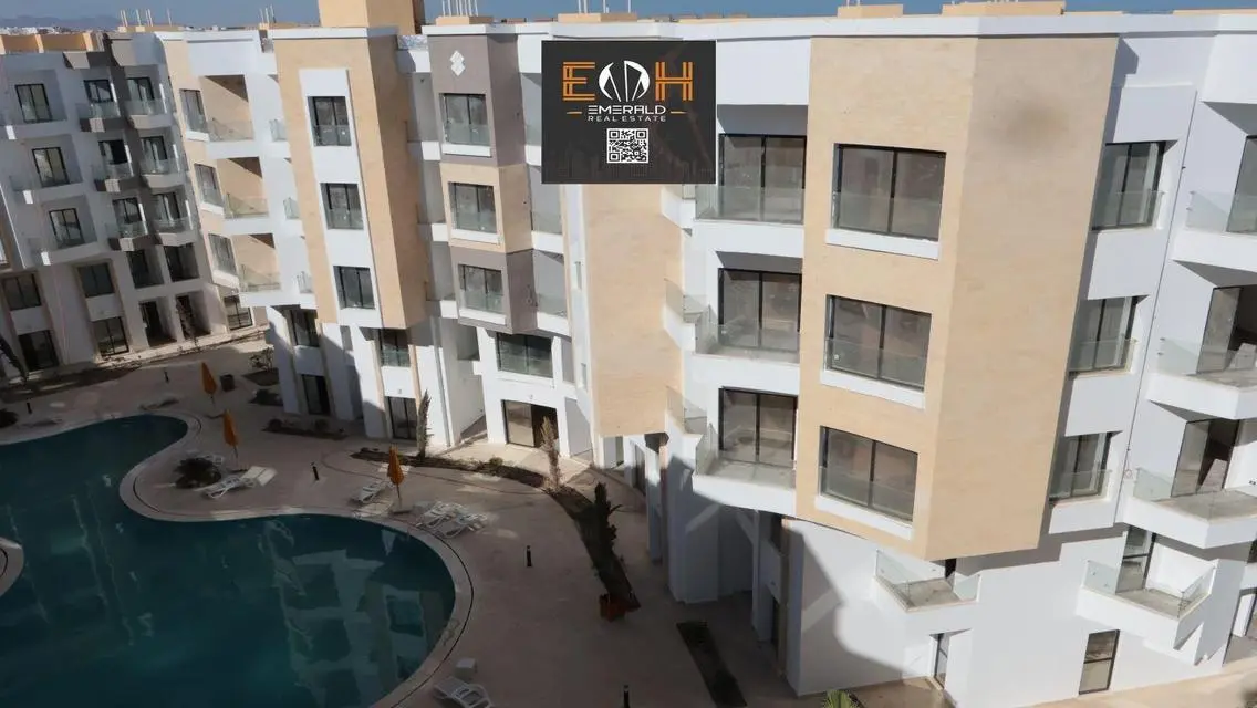 Stunning Apartment at Aqua Infinity