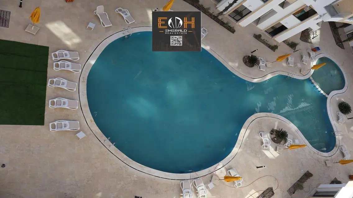 Luxury Apartment in Aqua-Infinity