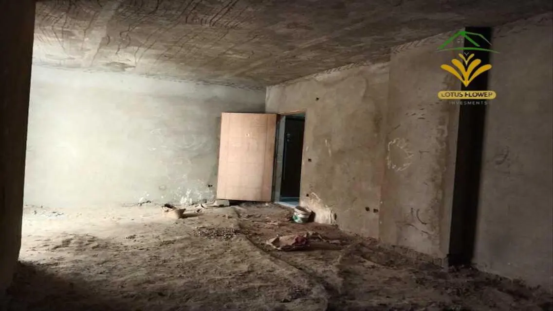 Stunning Apartment for Sale with Generous Space
