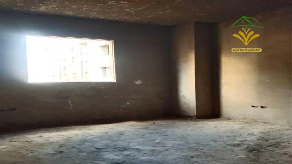 Stunning Apartment for Sale with Generous Space