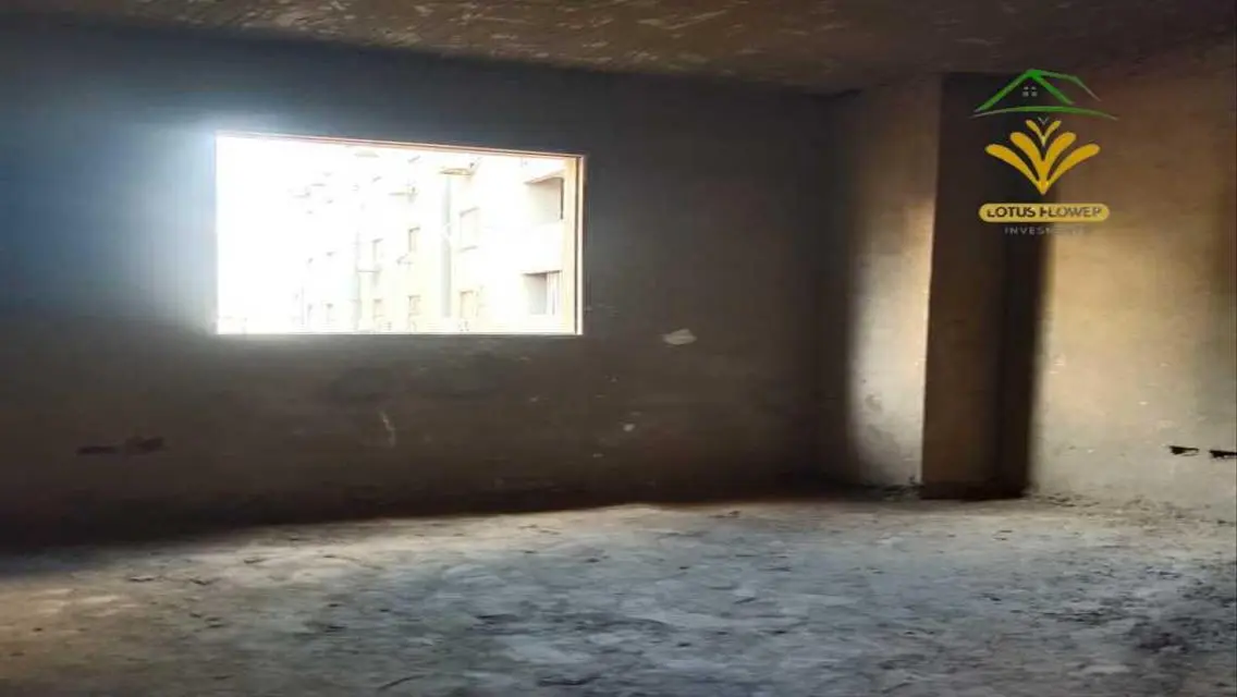 Stunning Apartment for Sale with Generous Space