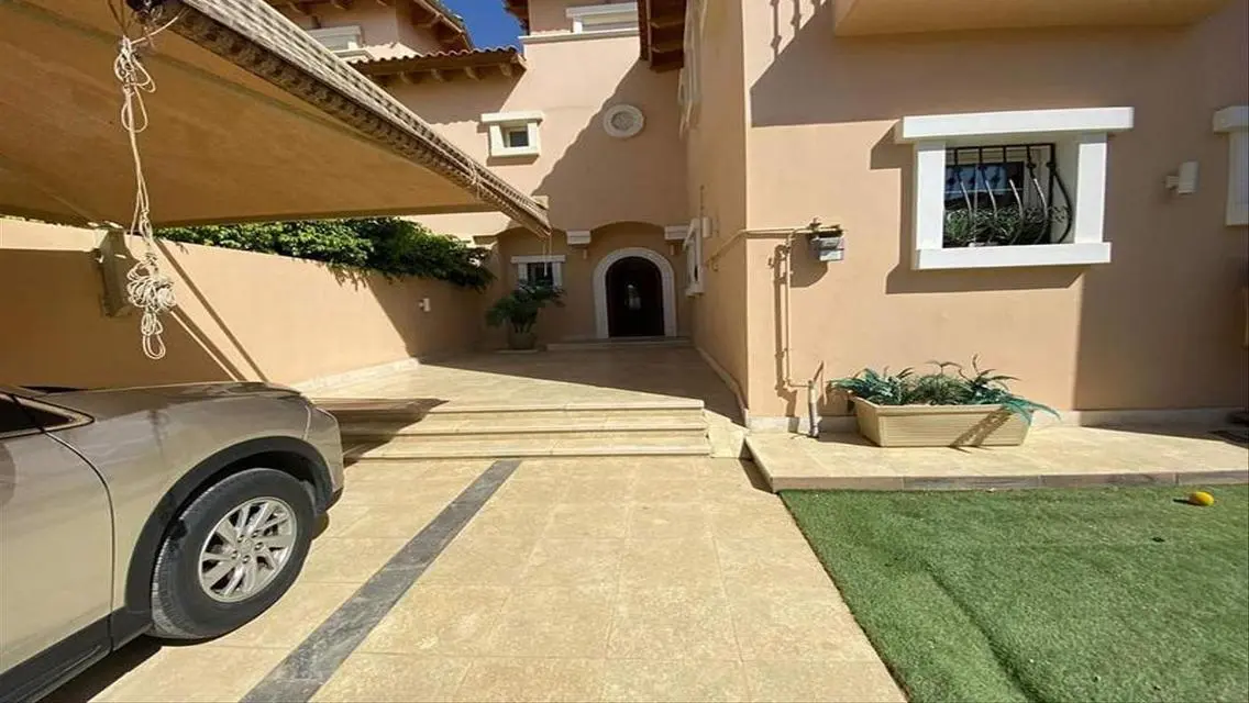 Luxury Villa in Hyde Park, New Cairo