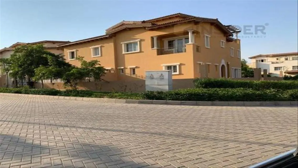 Luxury Home with Spacious Layout and Stunning Views