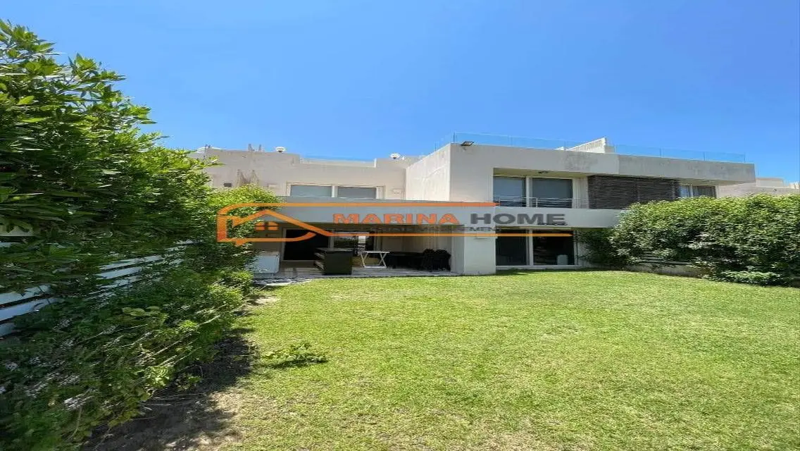 Townhouse for Sale in Hacienda Bay