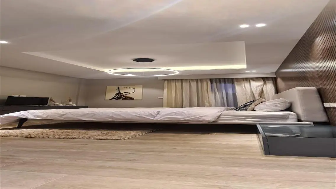Luxury Apartment with Spacious Design in City Center - 3 Bedrooms