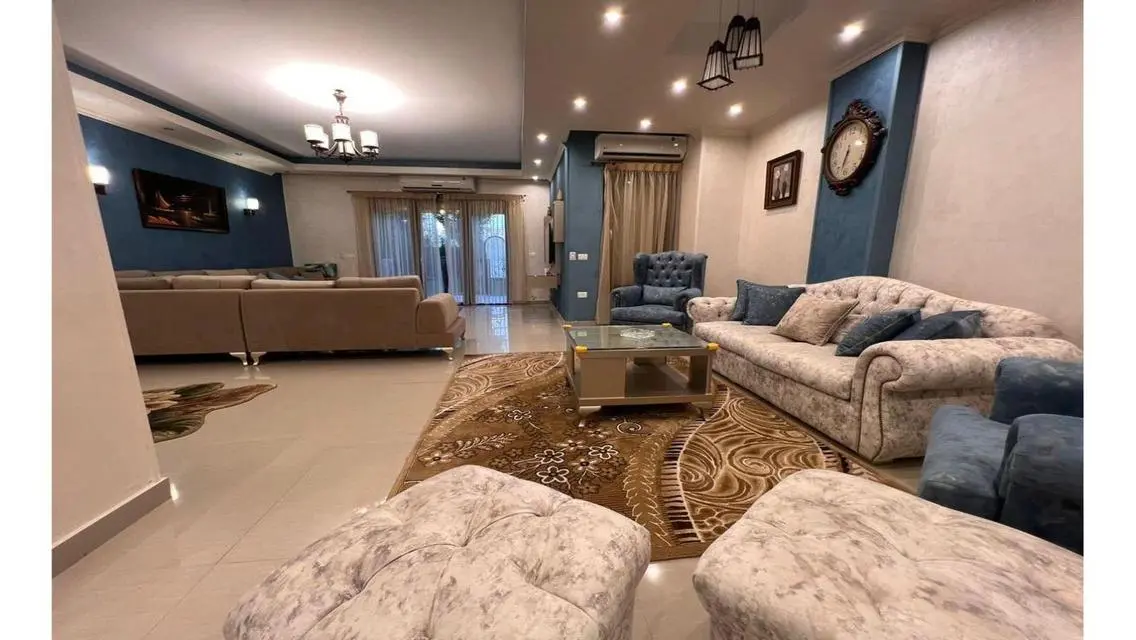Luxurious Apartment with Private Garden in the Heart of the City