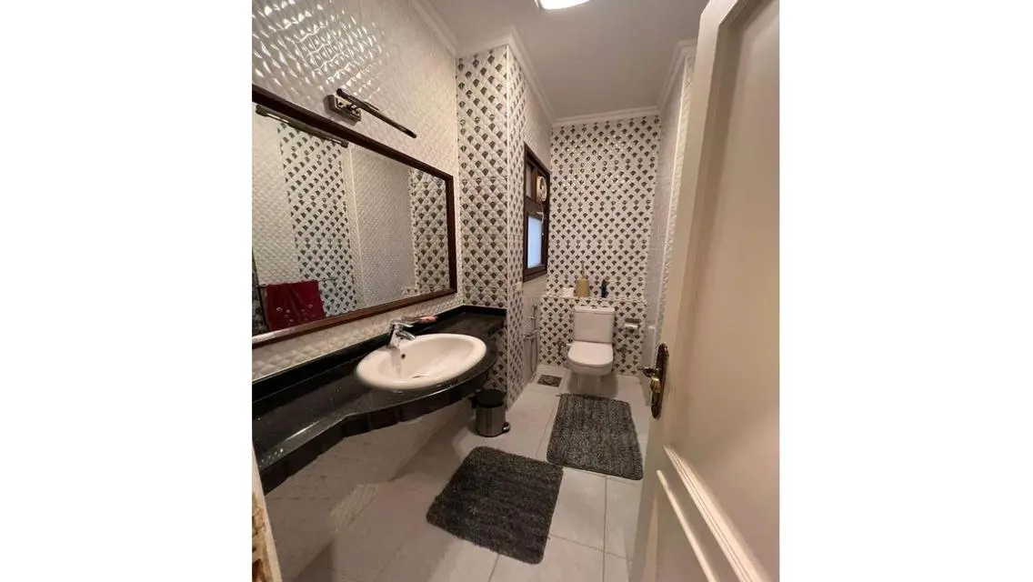 Luxurious Apartment with Private Garden in the Heart of the City