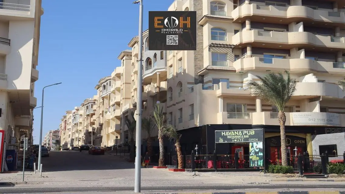 Luxury Apartment in Florenza Khamsin
