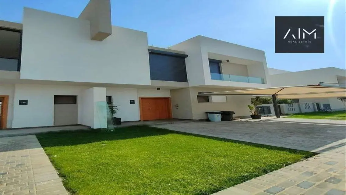 Luxury Apartment for Sale in Giza – 370 sqm