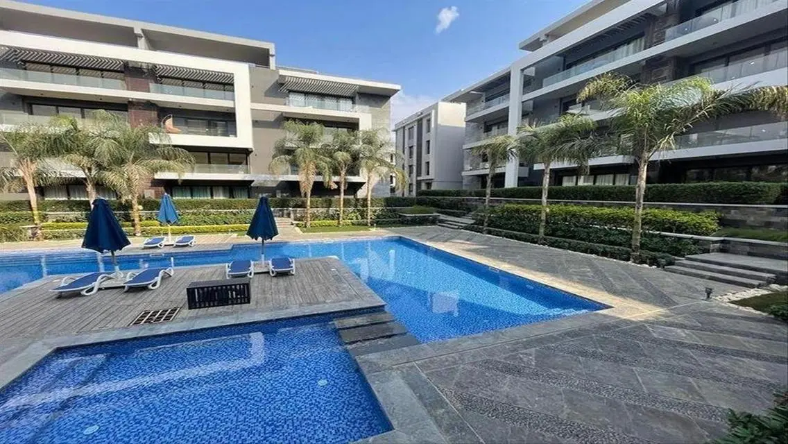 Luxurious Villa for Sale with Lake View
