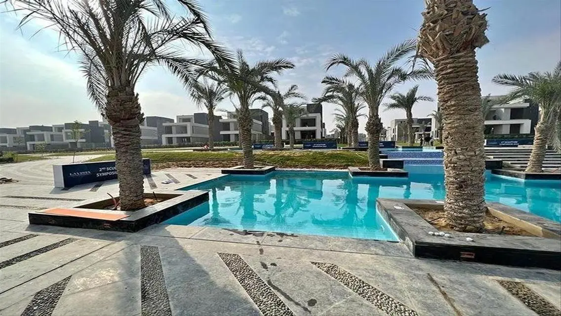 Luxurious Villa for Sale with Lake View