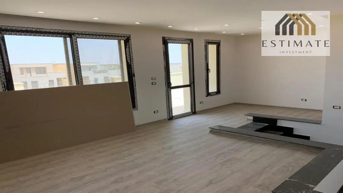 Luxury Apartment with Premium Amenities - 318 sqm