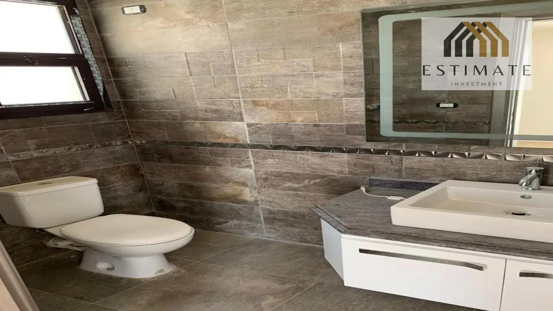 Luxury Apartment with Premium Amenities - 318 sqm