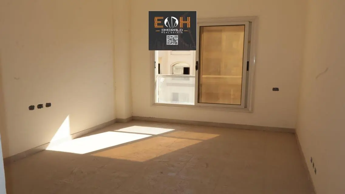 Luxury Apartment for Sale in Florenza Khamsin