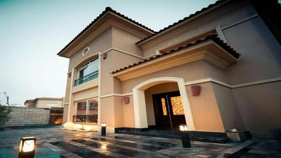 Luxury Villa in Stone Park