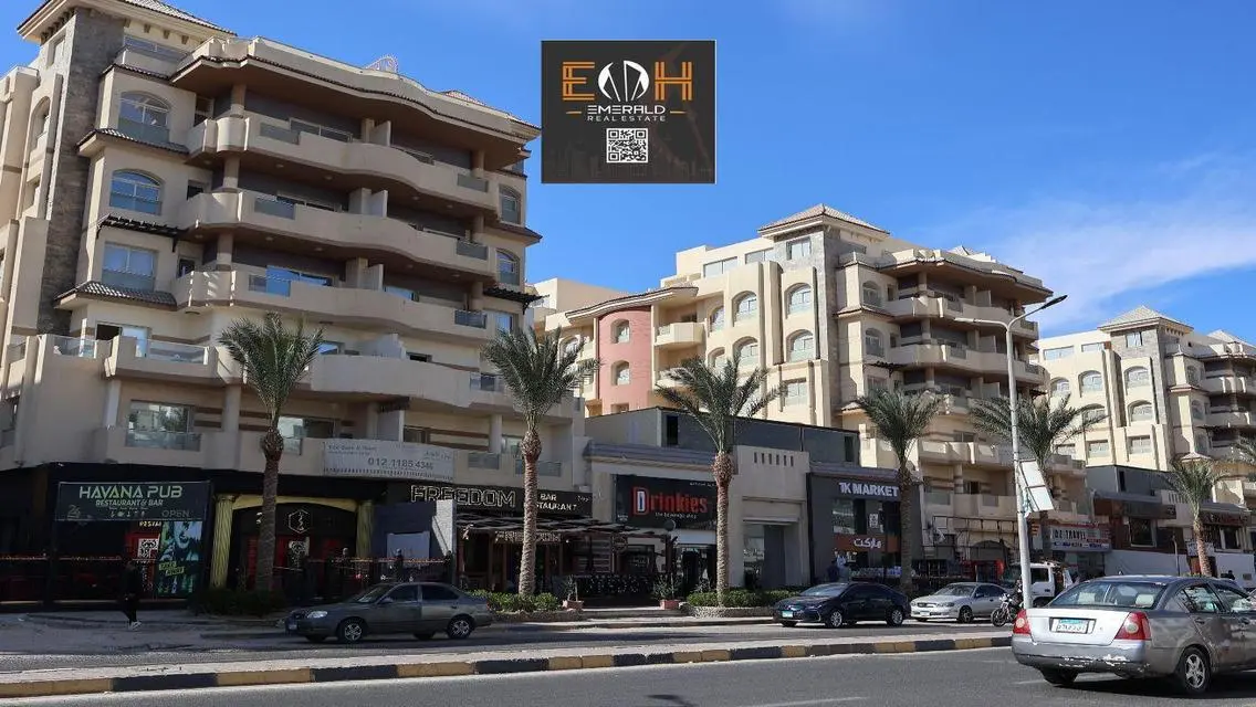Luxury Apartment in Florenza Khamsin