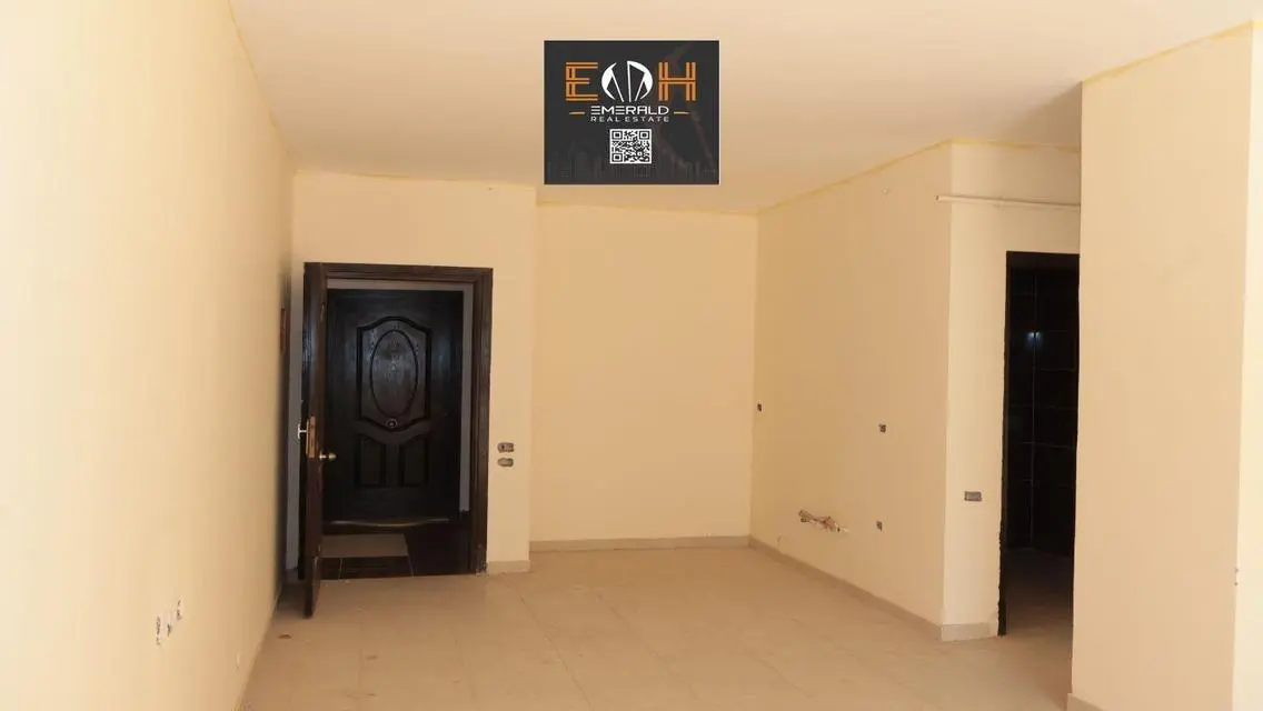 Luxury Apartment in Florenza Khamsin with Stunning View