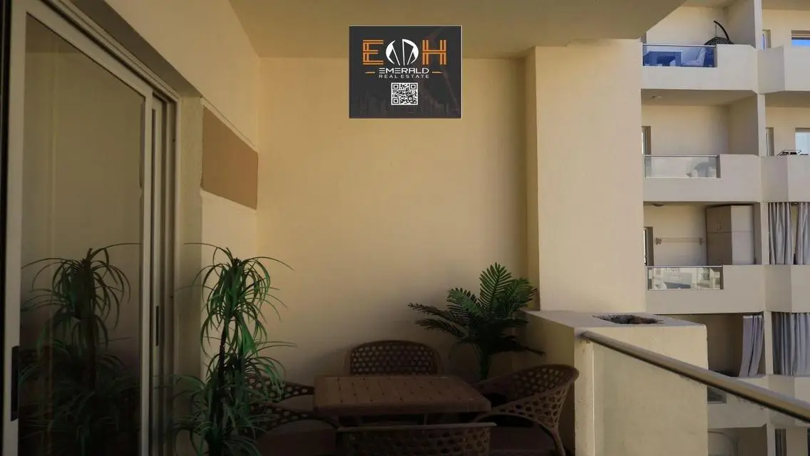 Luxury Apartment in Florenza Khamsin with Stunning View