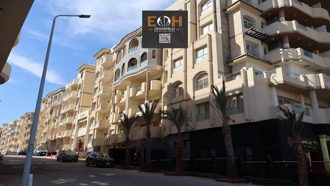 Luxury Apartment for Sale in Florenza Khamsin