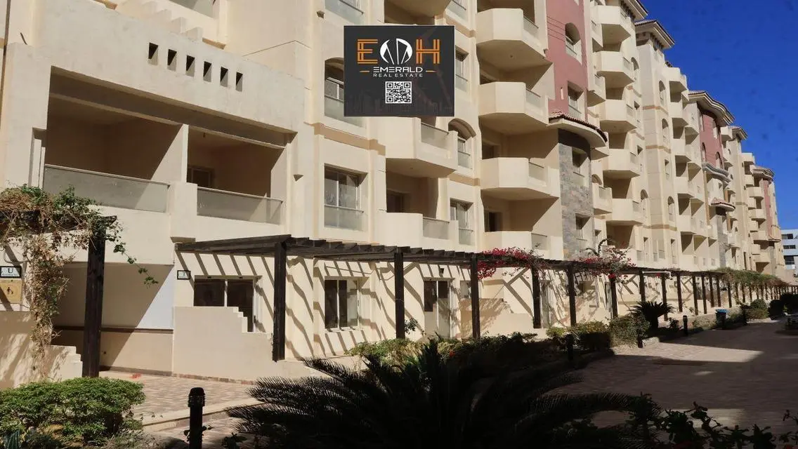 Luxury Apartment for Sale in Florenza Khamsin