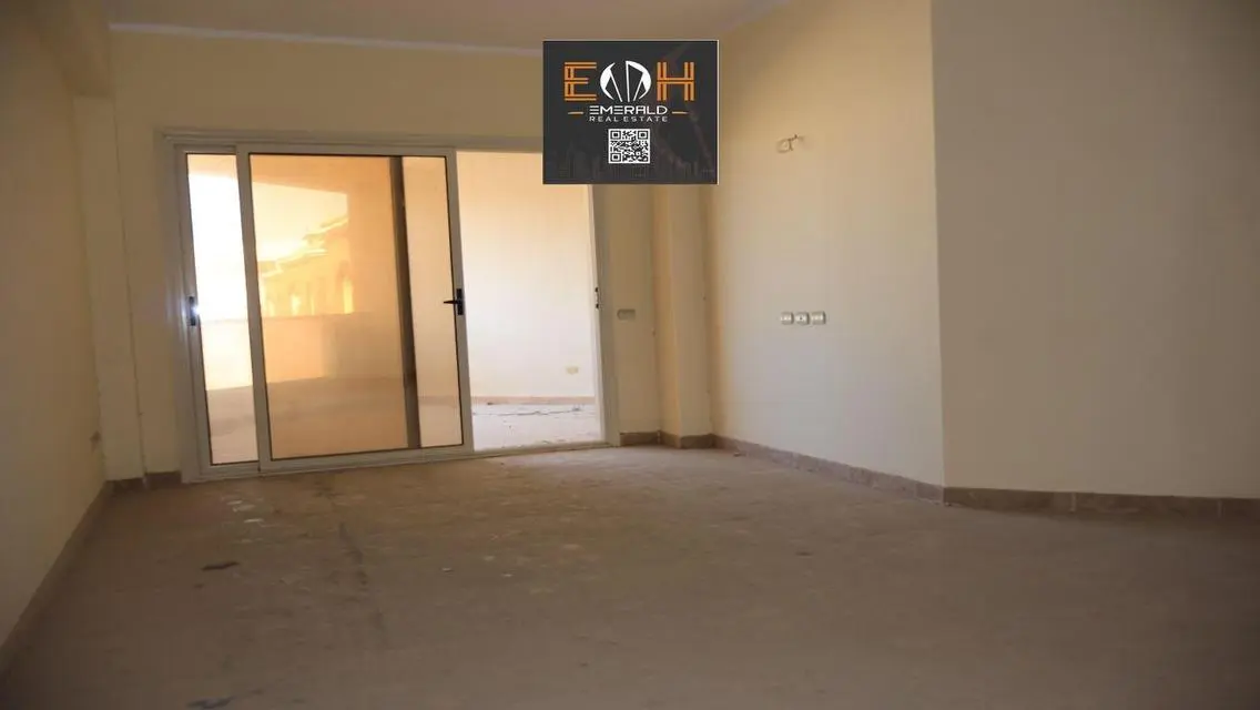 Luxury Apartment for Sale in Florenza Khamsin