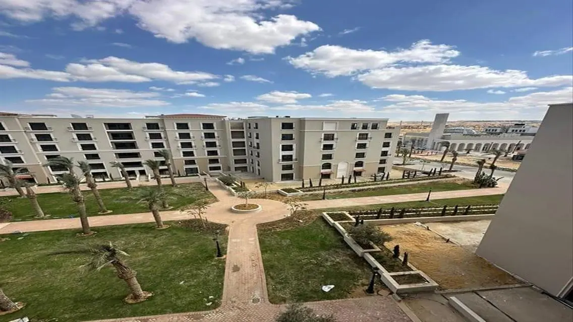 Luxurious Penthouse in Village West, Sheikh Zayed