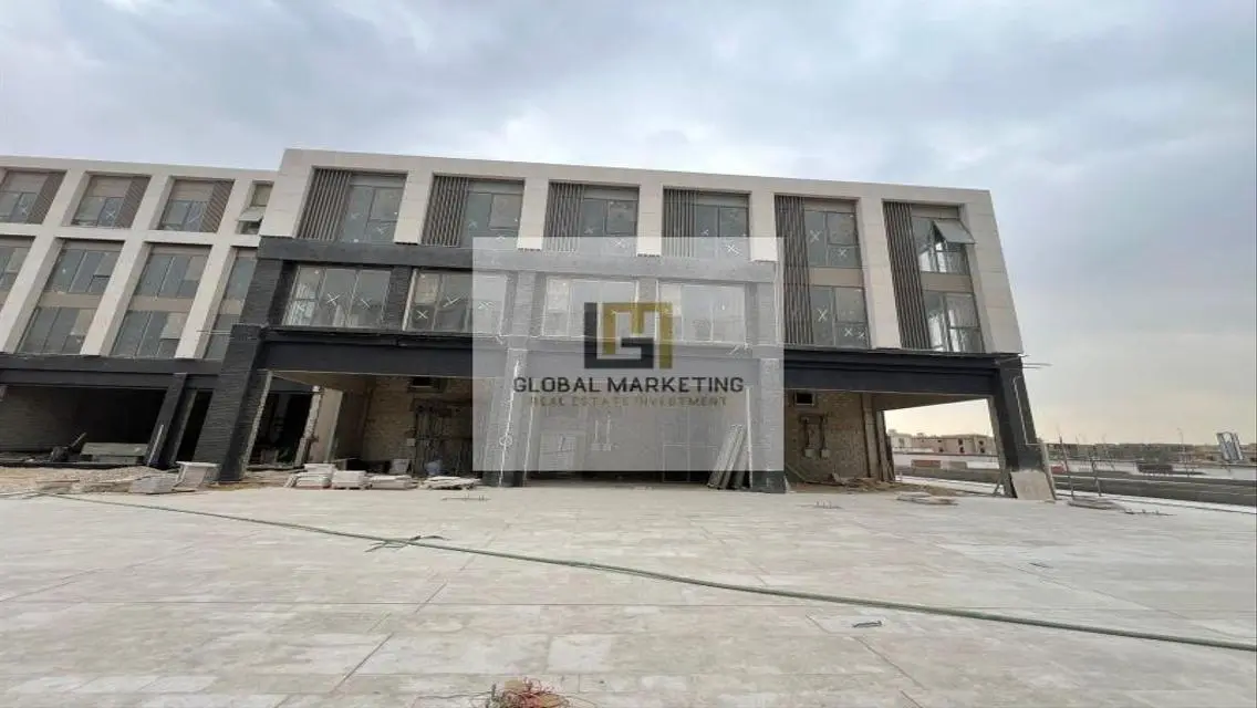 شقة رائعة بمساحة 1250 متر للبيع