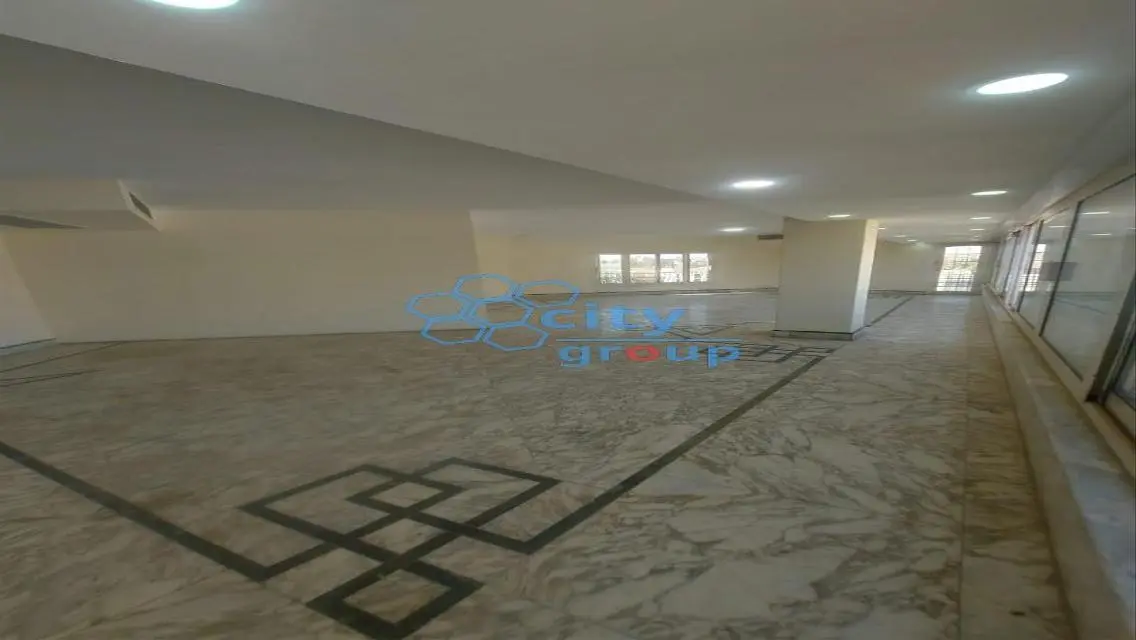 Office for Rent - 1000 Square Meters in the City Center