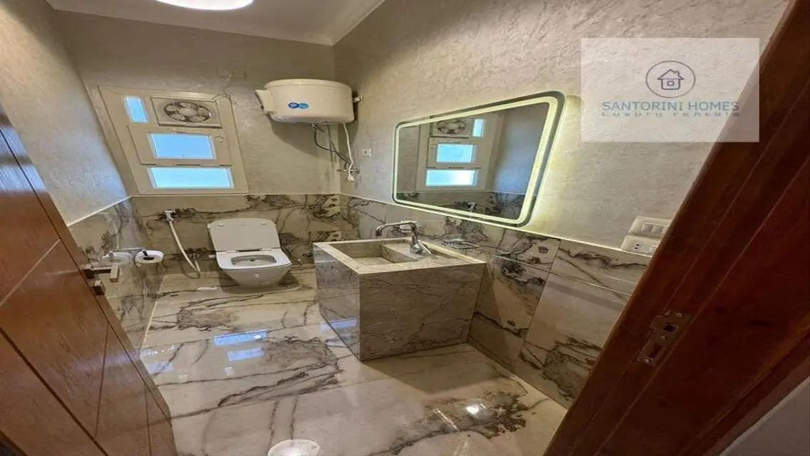 Luxury Apartment in Santorini