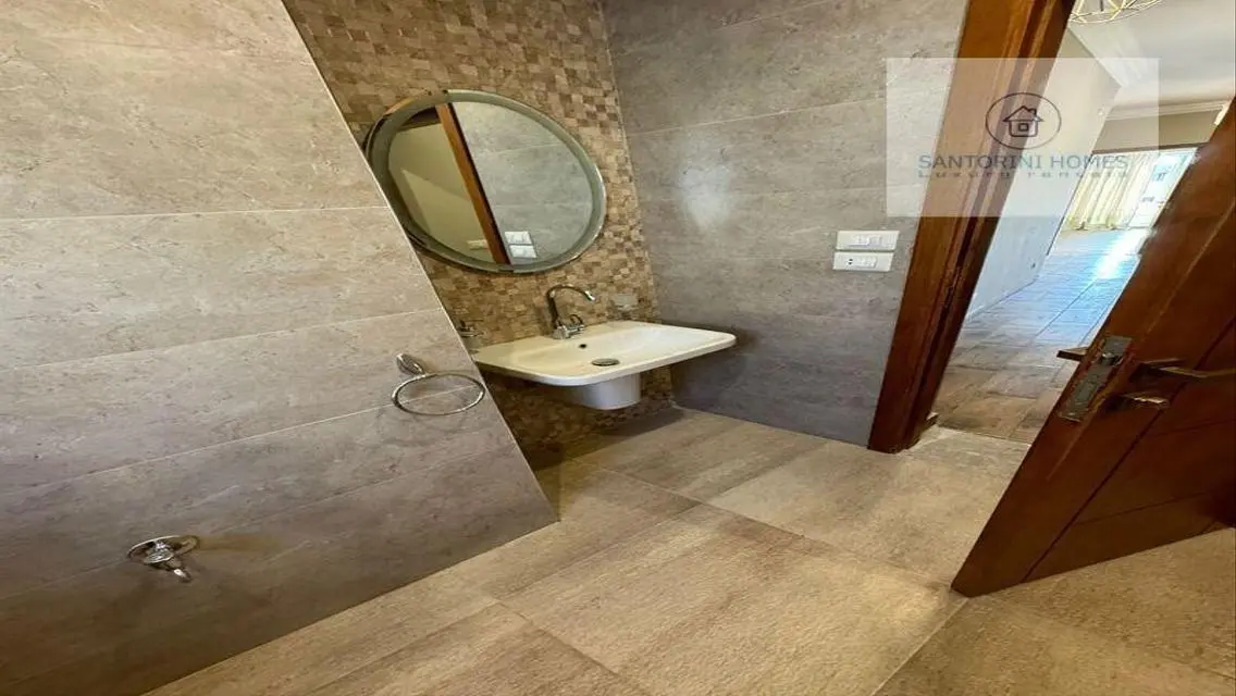 Luxury Apartment in Santorini