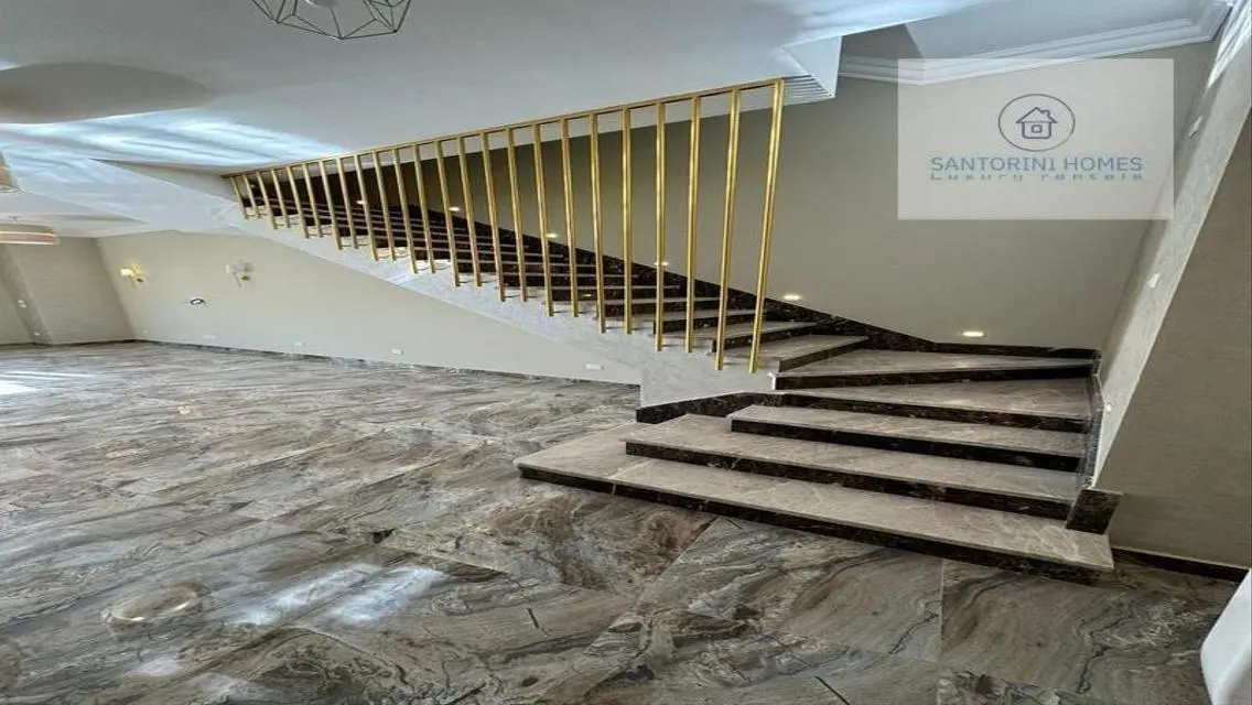 Luxury Apartment in Santorini