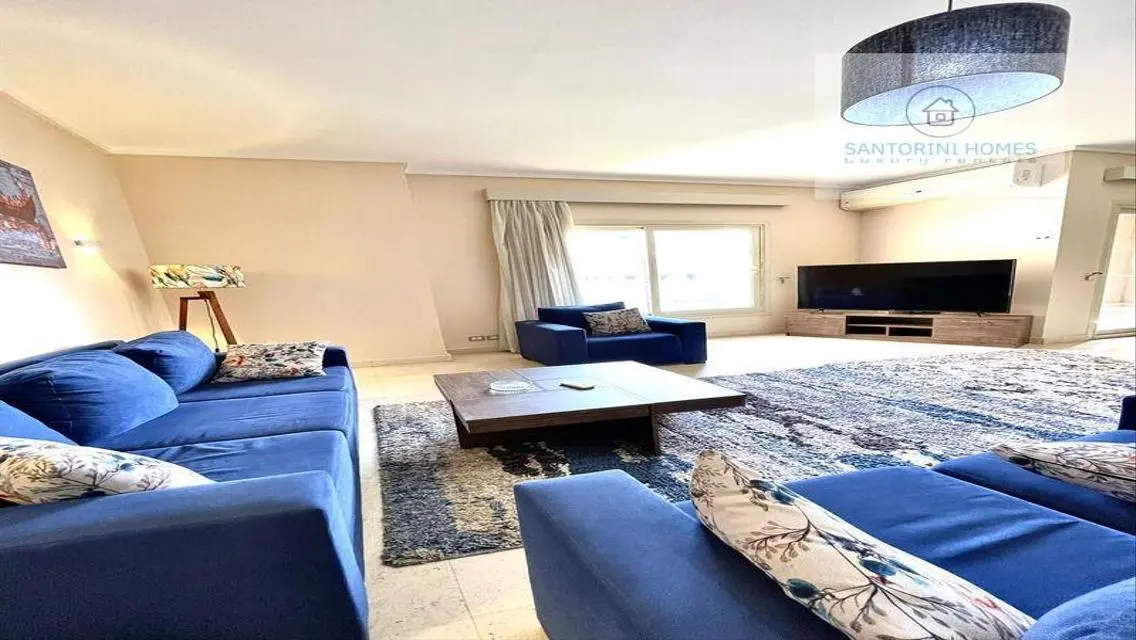 Luxury Apartment for Rent in Santorini