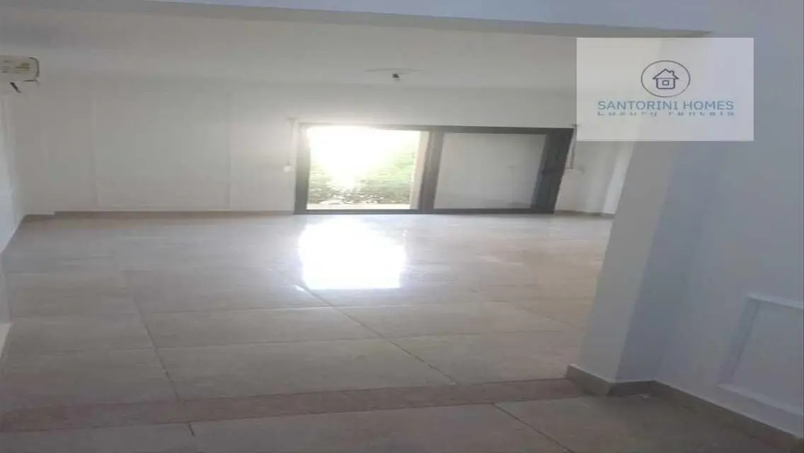 Luxury Apartment for Rent in Santorini