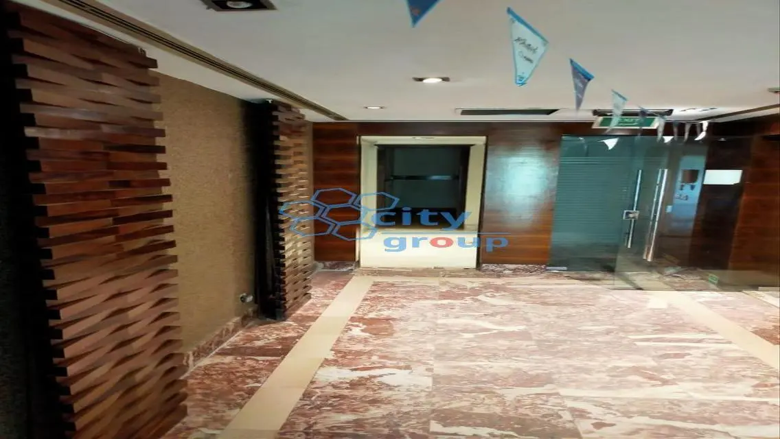 Commercial Property for Sale - 400 meters - Excellent Investment Opportunity