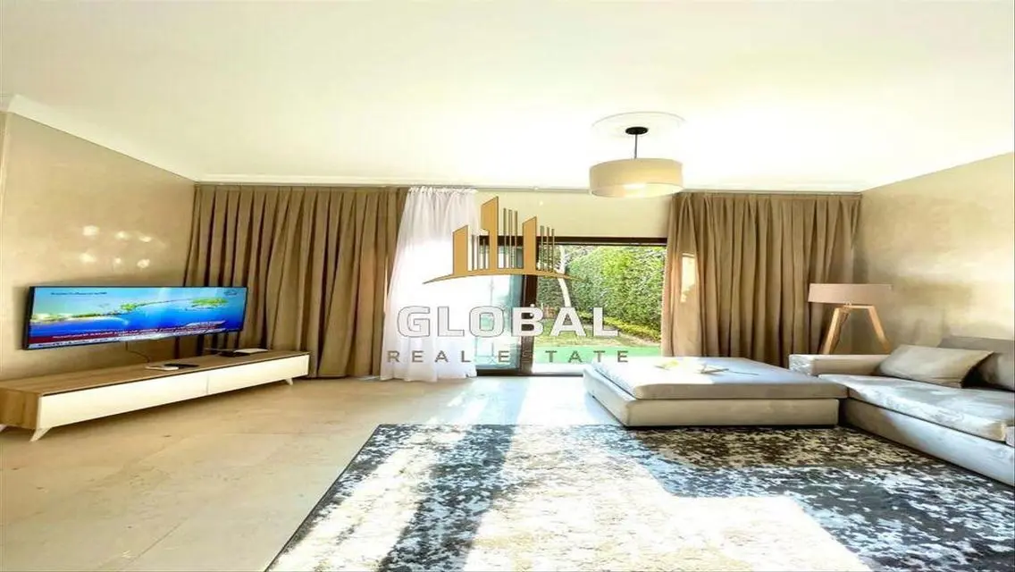 Luxurious Apartment in Lake District - Code: Mivida 260