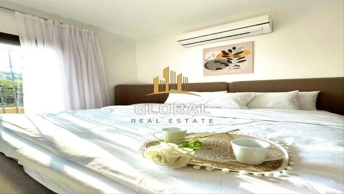 Luxurious Apartment in Lake District - Code: Mivida 260