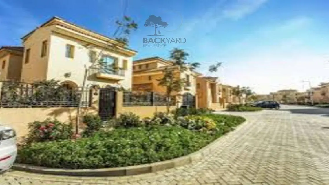 Luxurious Villa for Sale in Hyde Park