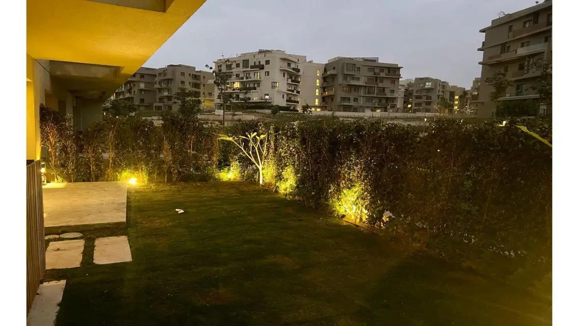 Luxurious Villa for Sale with Spacious Living Area
