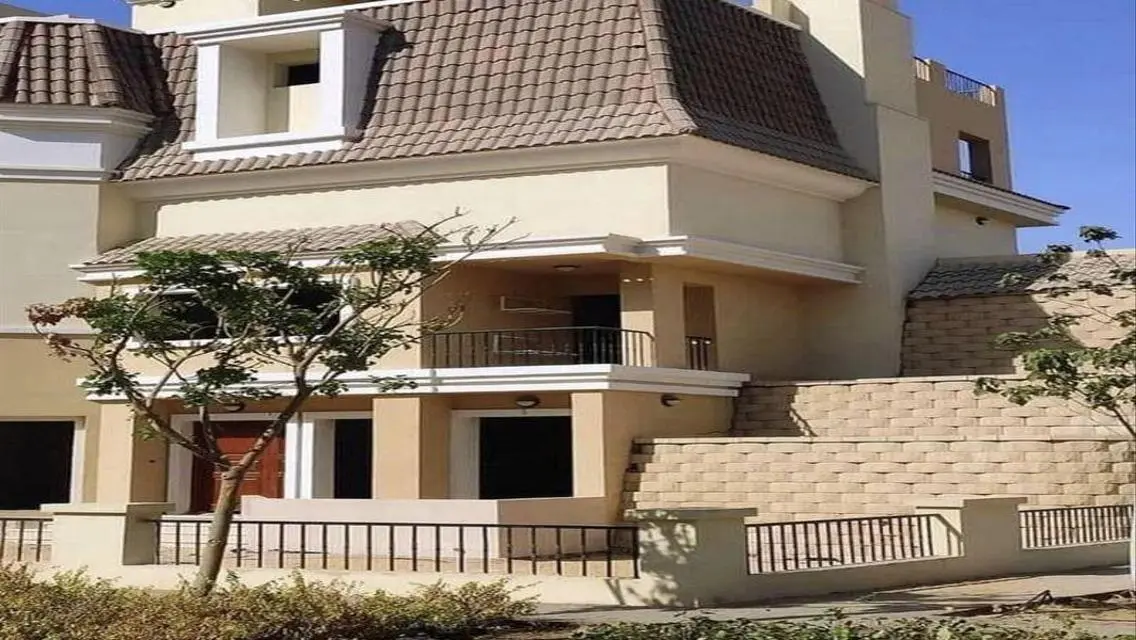 Luxury Villa with Private Garden and Pool for Sale - 4,000,000 EGP