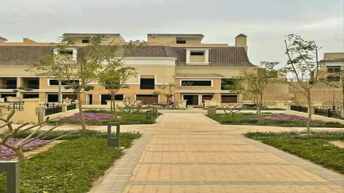 Luxury Villa with Private Garden and Pool for Sale - 4,000,000 EGP