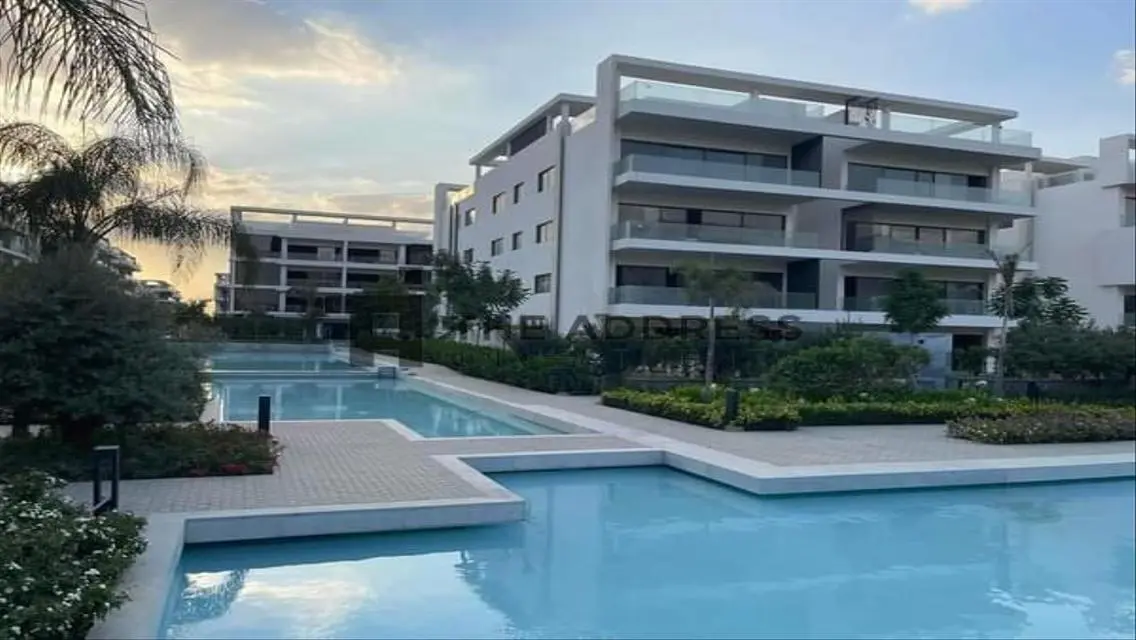 Luxurious Apartment with Stunning Views