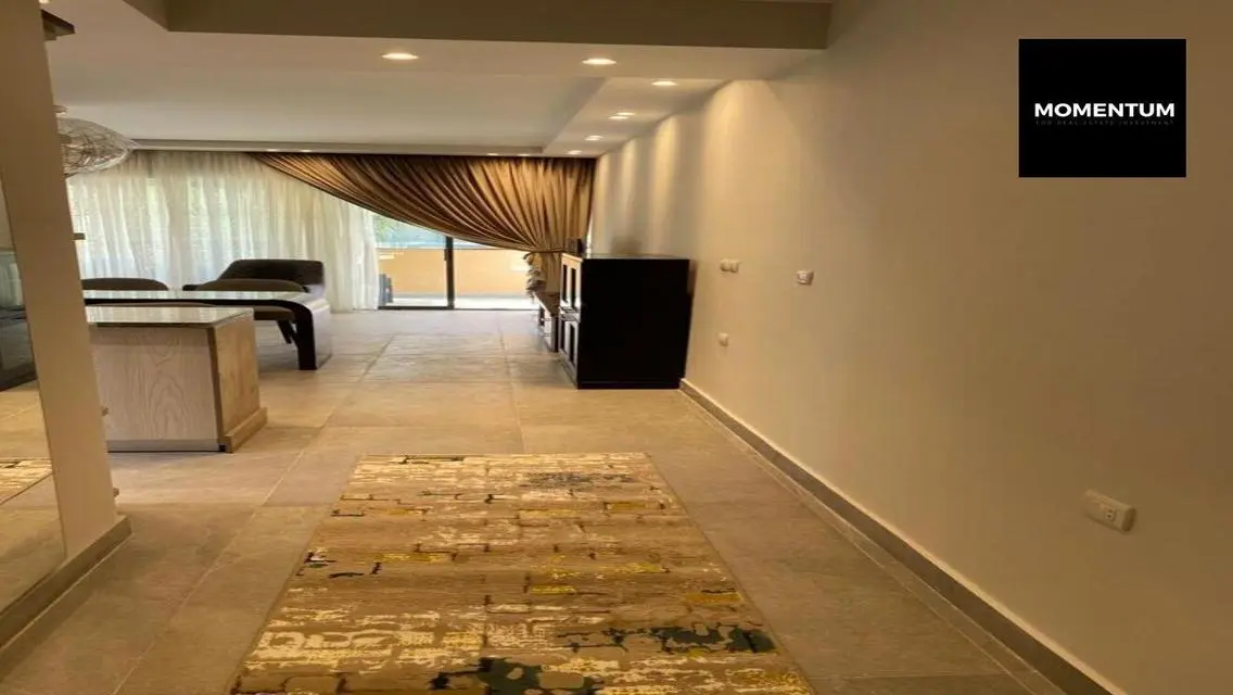 شقة رائعة بمساحة كبيرة في مجمع دونيا لايك فيو