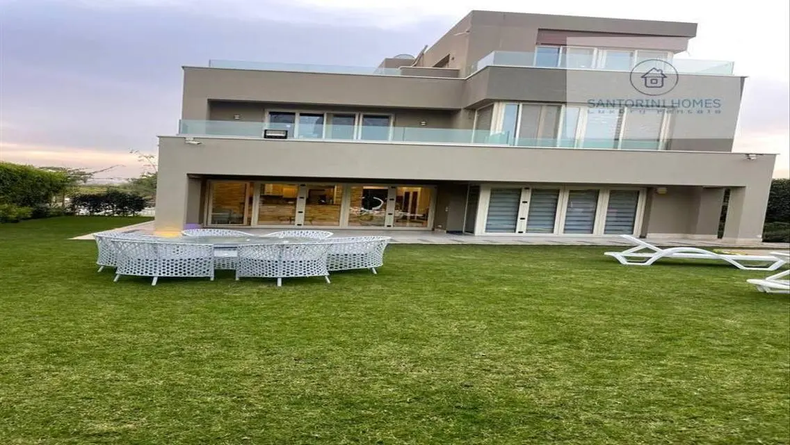 شقة فاخرة في سانتوريني