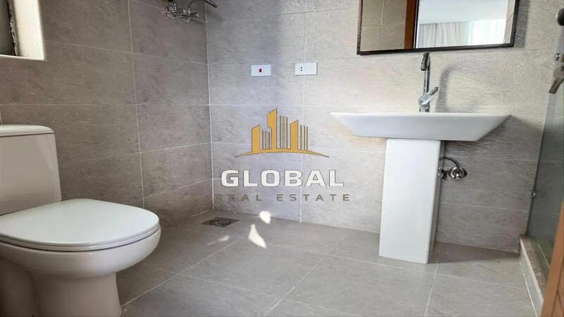 Premium Apartment in Code Lake - 324