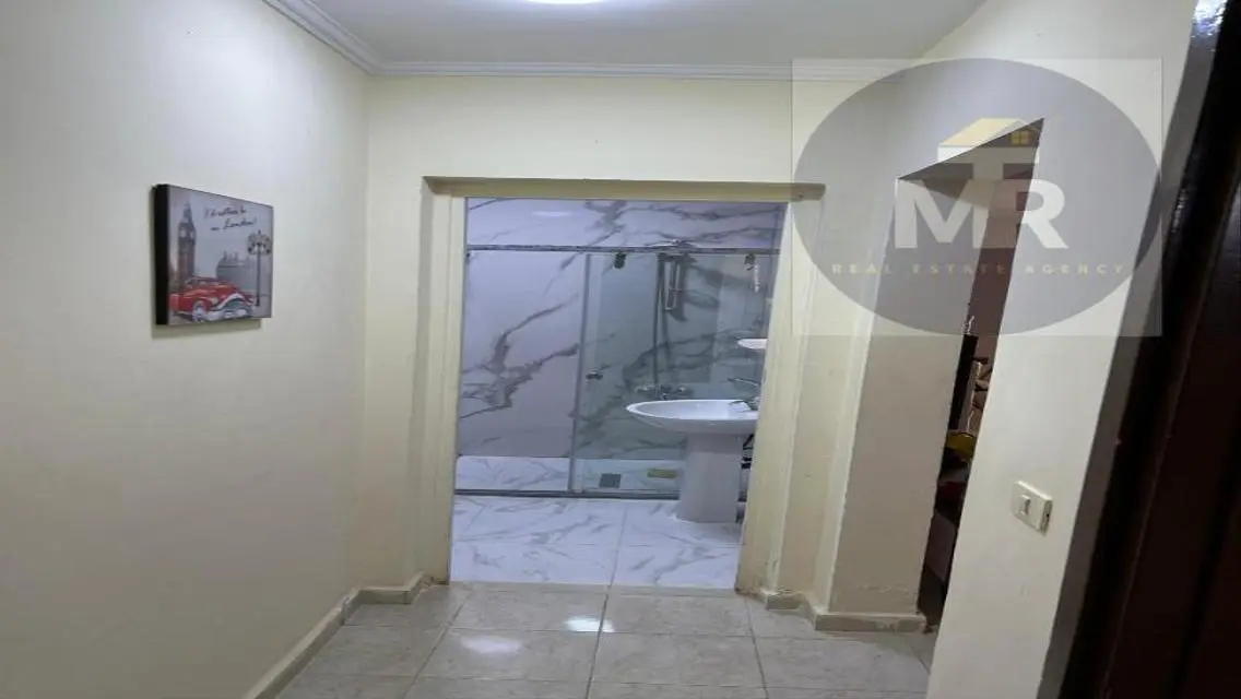 Luxury Apartment with Spacious Area in the Heart of the City